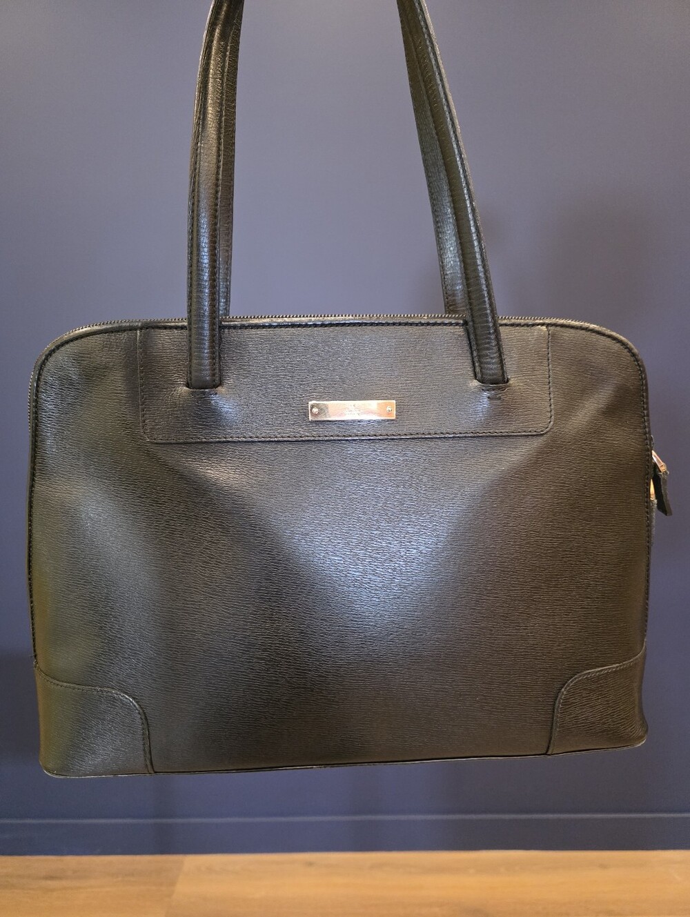 Gucci shoulder bag Flash Sale